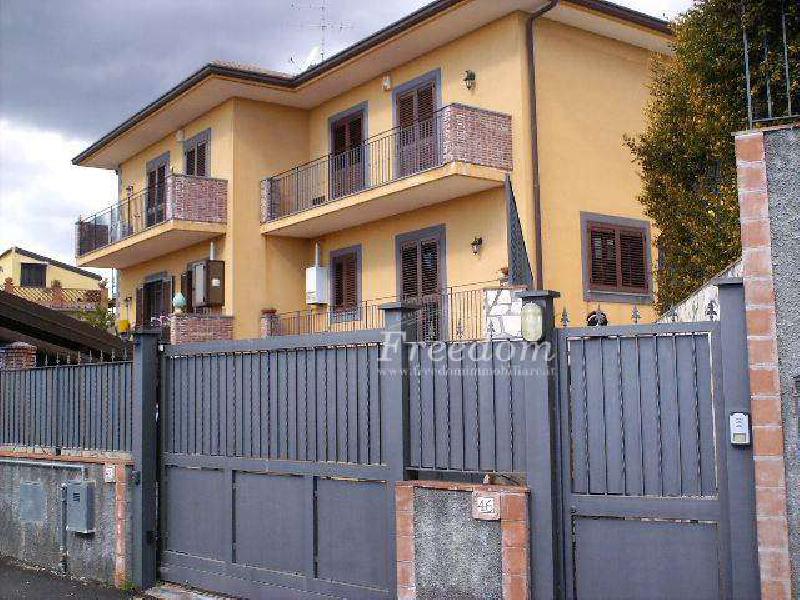 Villetta a schiera Via Indipendenza  - foto 2
