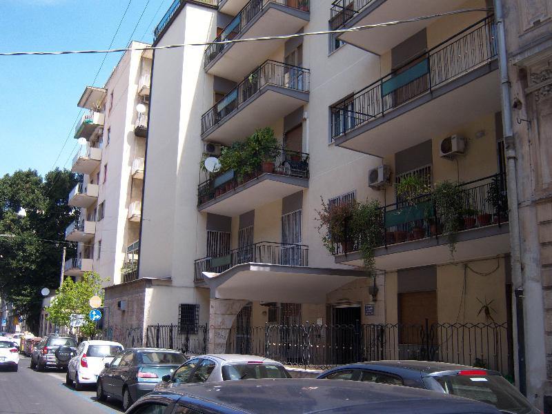 Appartamento Via Nino Martoglio  loading=