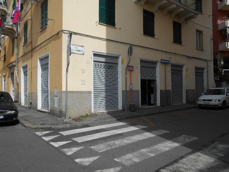 Locale commerciale Sampierdarena Via del Campasso  - foto 2