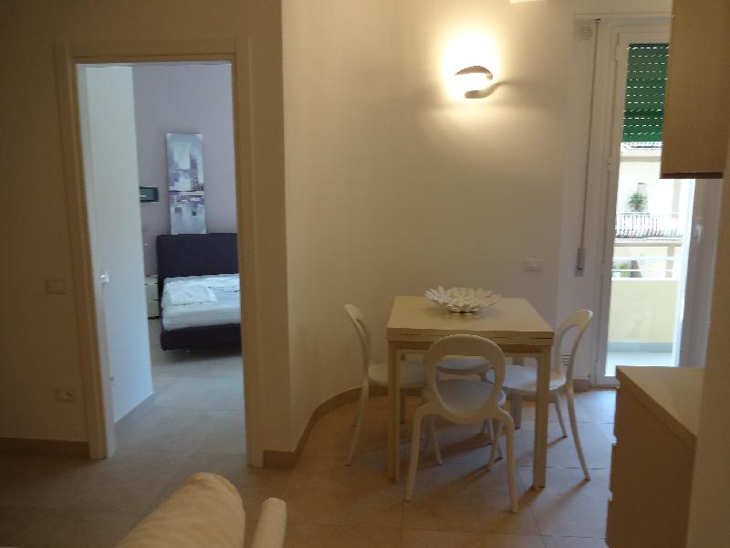 Appartamento VIA SERRI  - foto 6