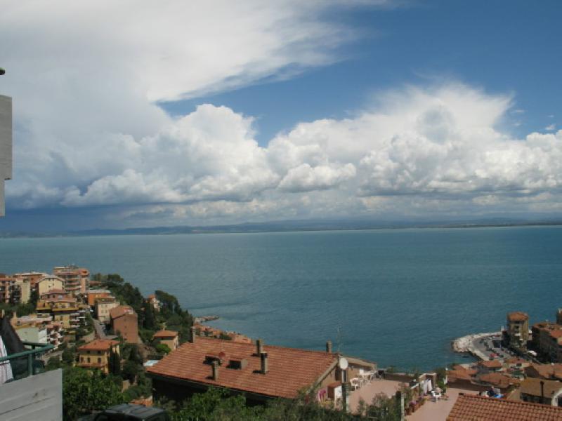 Appartamento via del sole 