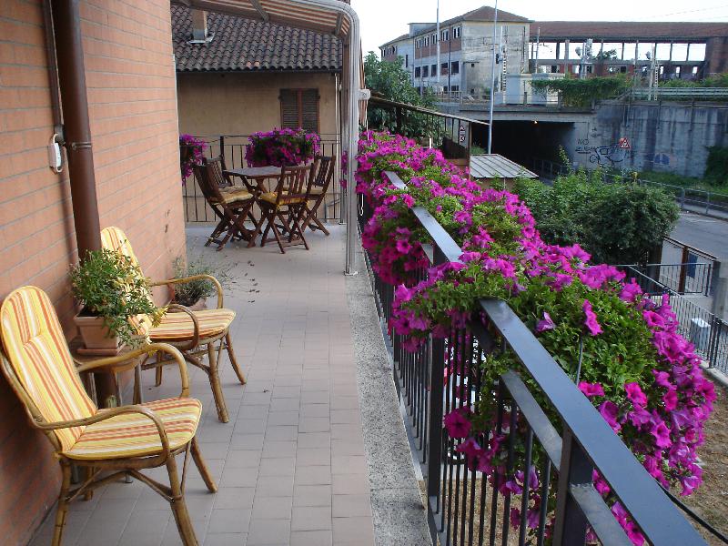 Appartamento via peschiera  - foto 10
