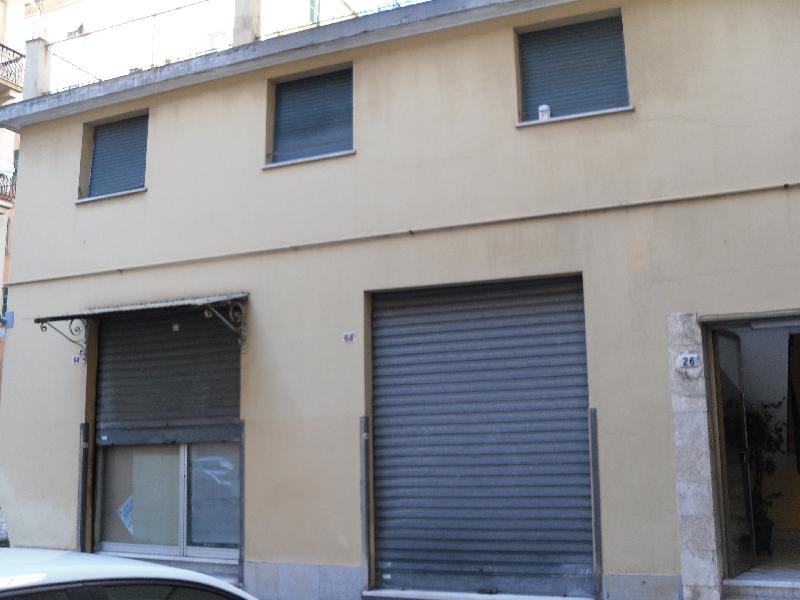 Ufficio Via Nicolo d Aste  loading=