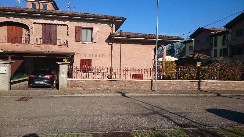 Casa bifamiliare  - foto 2