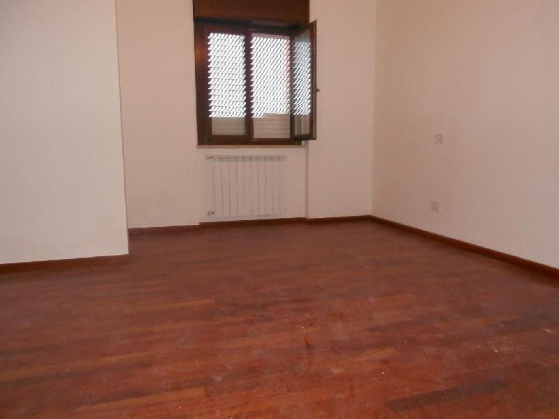 Appartamento VIA DELLE CAMELIE  - foto 2