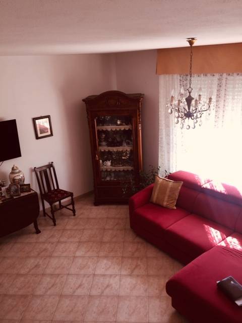 Villa via le serre, Quartucciu