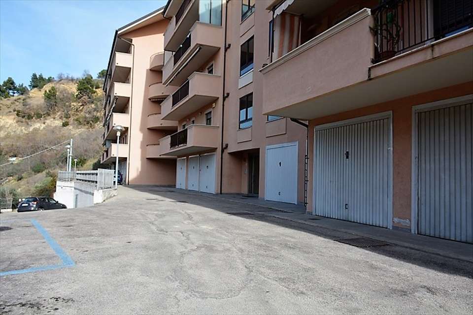Appartamento in Vendita a Chieti Via Dei Frentani 131