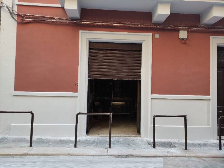 Attività  commerciale re david, Bari