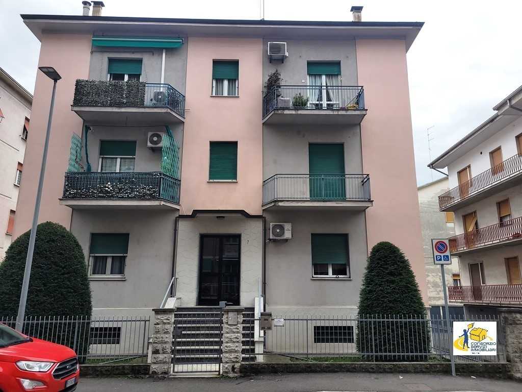 Appartamento in Vendita a Parma Via Donatello