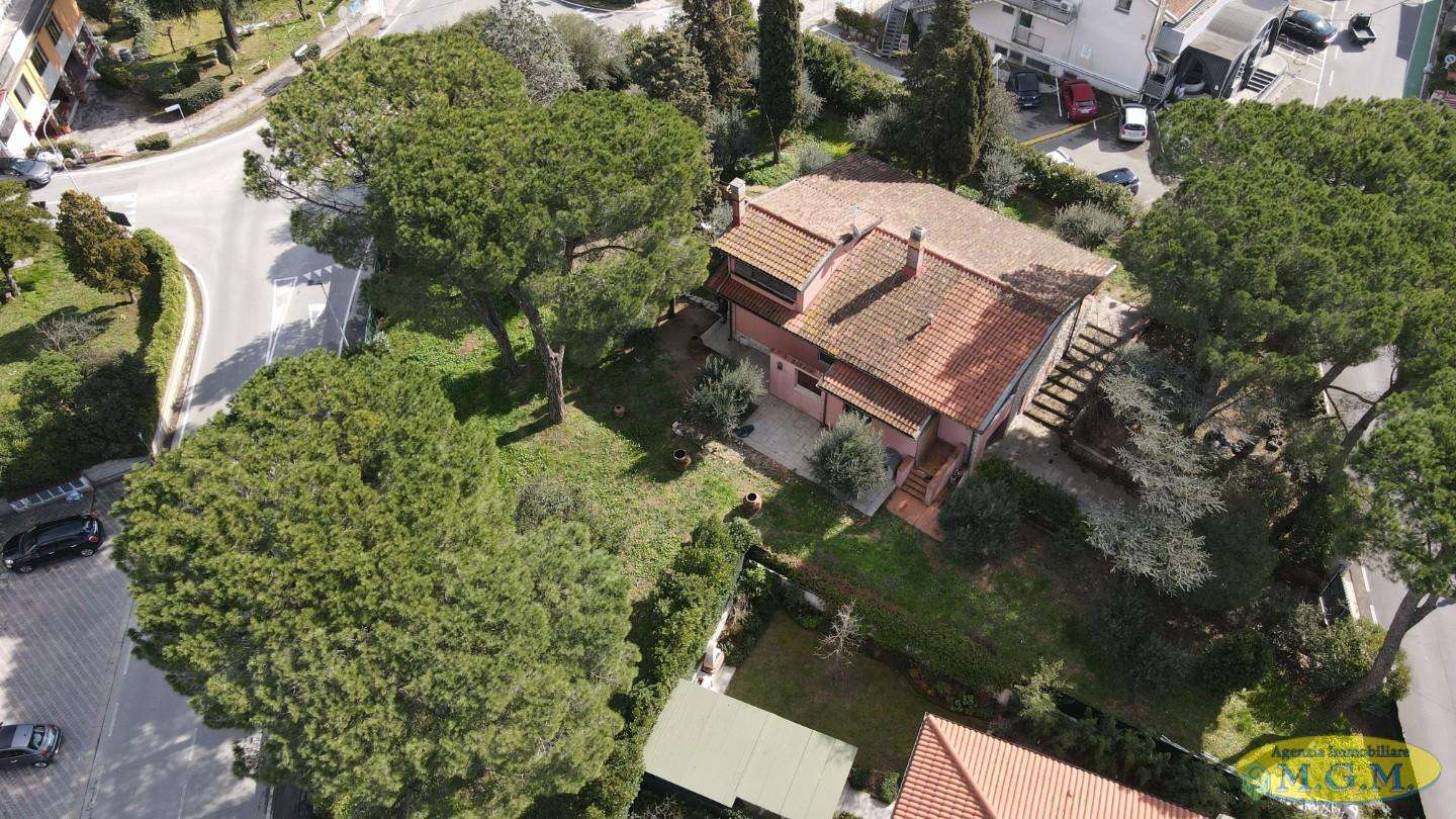 Villa in Vendita a Santa Maria a Monte Pregiuntino Fr ,