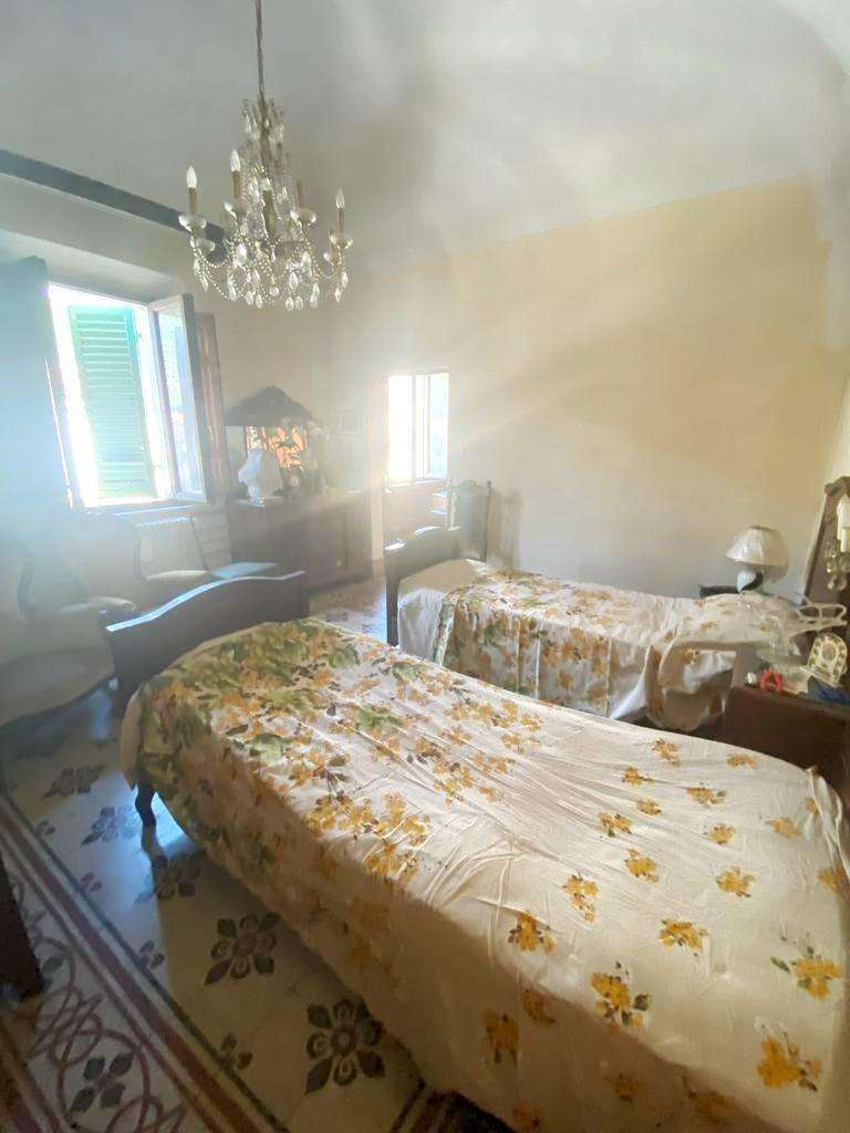 Villa in Vendita a Vicopisano Cristoforo Colombo