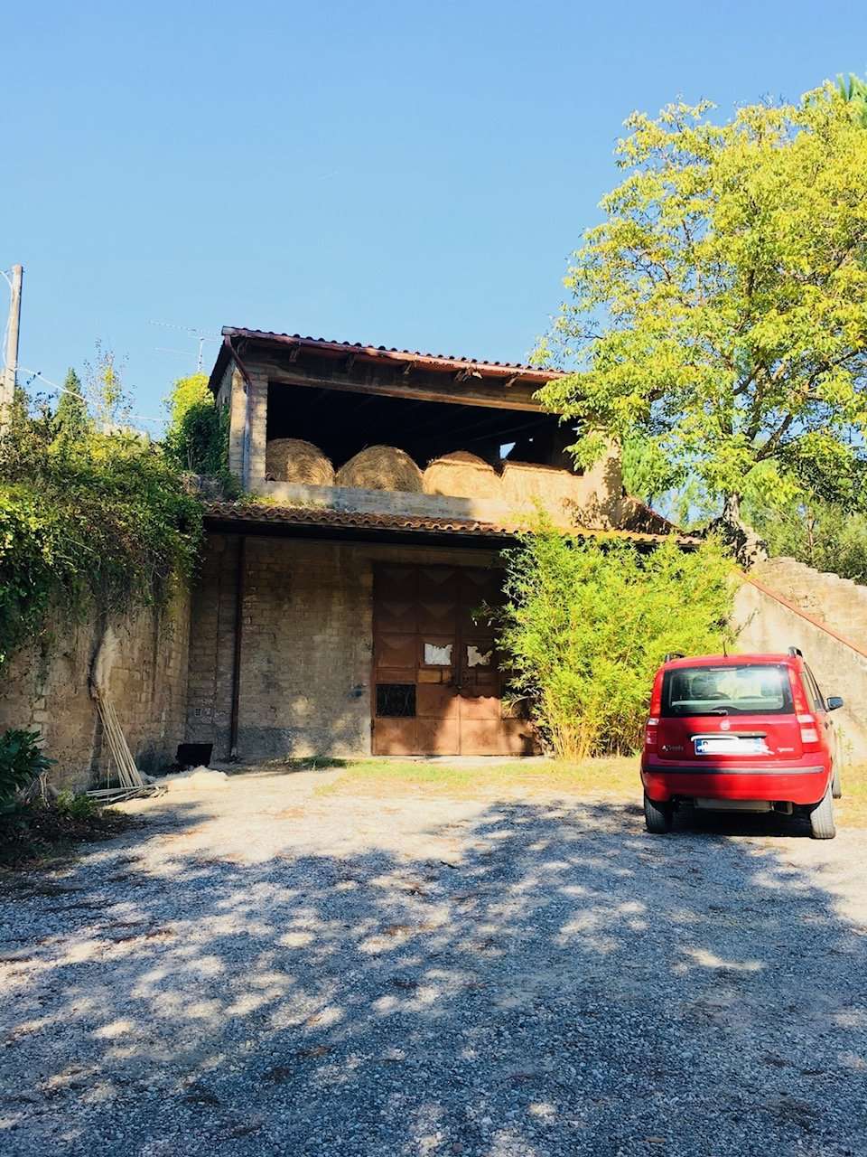 Villa in Vendita a San Miniato Via Calenzano,