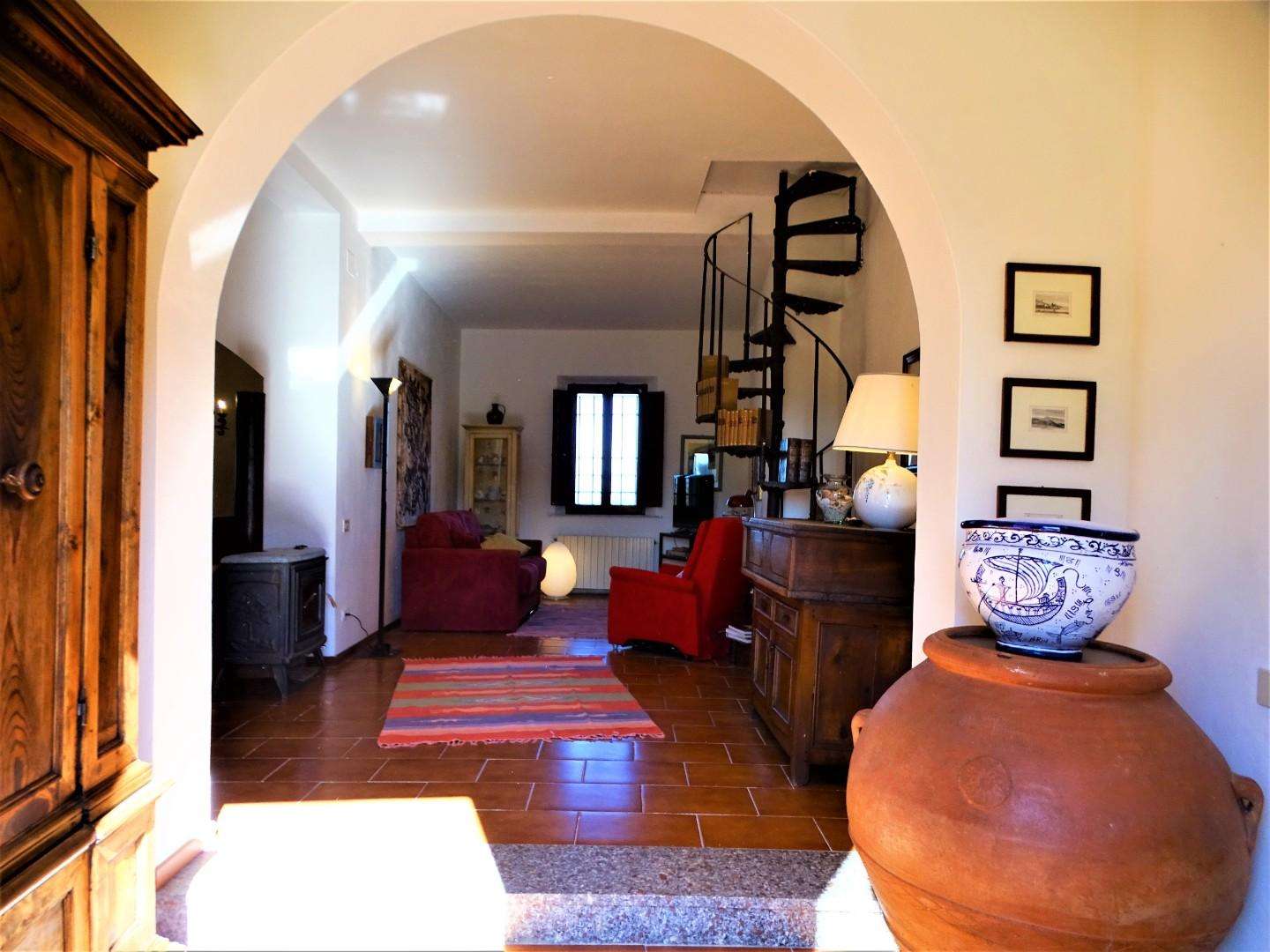 Villa in Vendita a San Miniato Via Fiume,