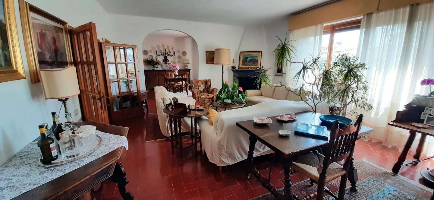 Casa Bi - Trifamiliare in Vendita a Cecina Via Monte Cristallo,