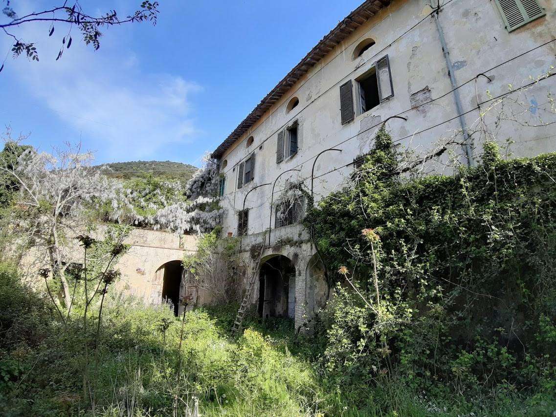 Villa in Vendita a San Giuliano Terme Via di Ragnaia Asciano, 7