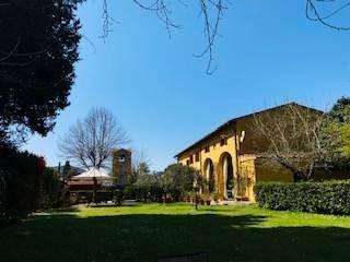 casa indipendente in vendita a San Giuliano Terme in zona Molina di Quosa
