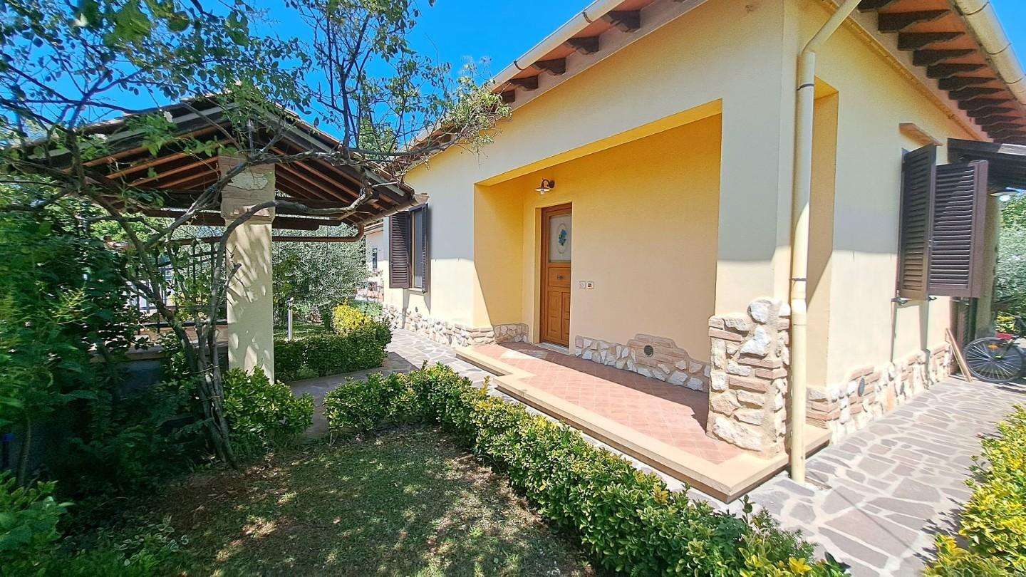 casa indipendente in vendita a Rosignano Marittimo in zona Rosignano Solvay
