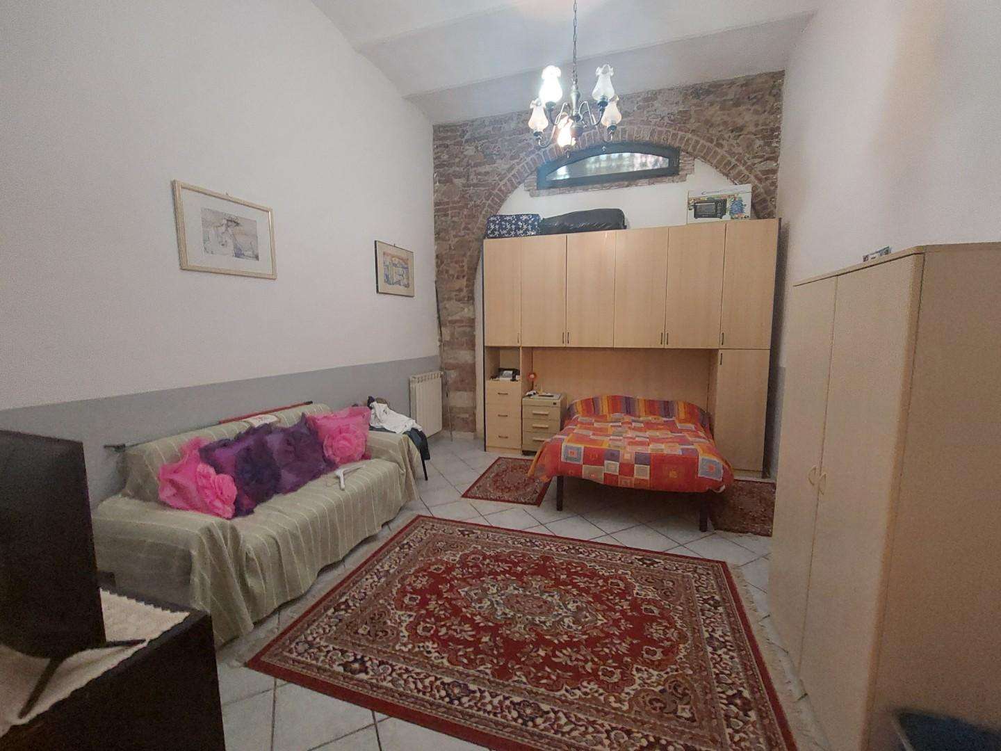 Casa Bi - Trifamiliare in Vendita a Carrara Via S. Francesco,