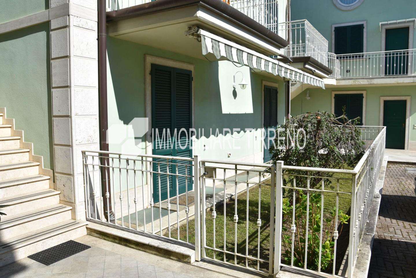 Appartamento Via Pontremoli,, Massa