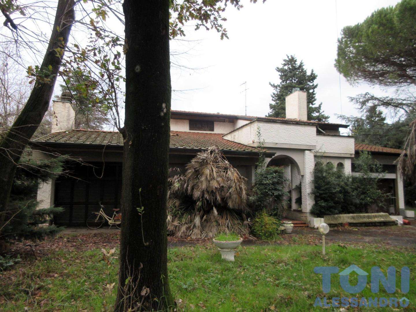 Villa in Vendita a Empoli Via dei Cappuccini,