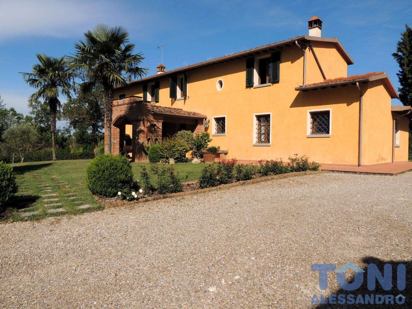 Villa in Vendita a Fucecchio Via Strada Provinciale Circonvallazione di Fucecchio,