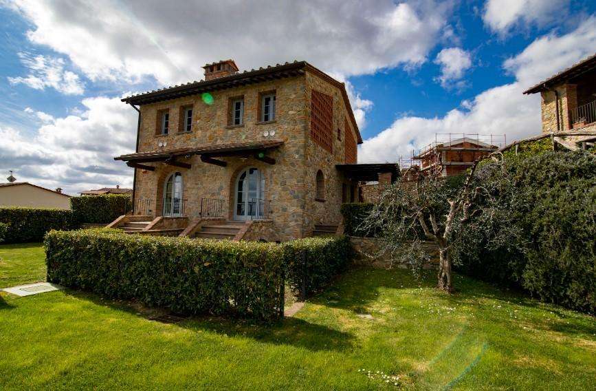 Villa in Vendita a Chianni Chianni