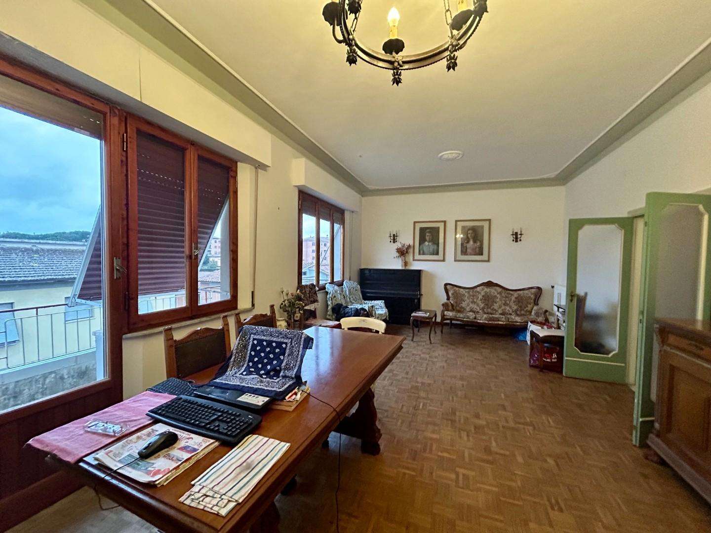 Appartamento Via XXIV Maggio,  53100, Siena