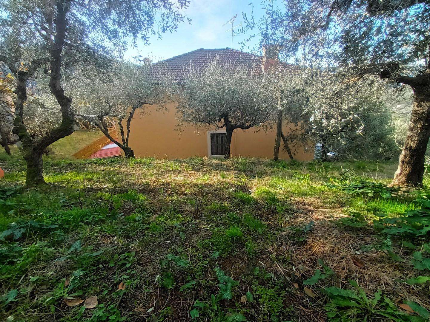 Villa in Vendita a Lucca Piazza di Brancoli