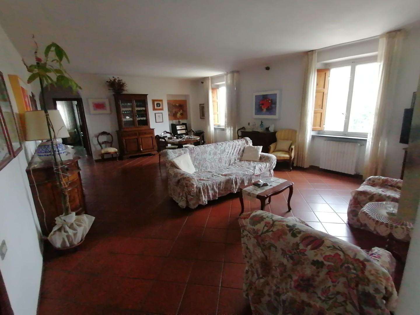 appartamento in vendita a Lucca in zona Centro Città