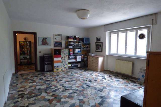 appartamento in vendita a Pescaglia in zona Monsagrati