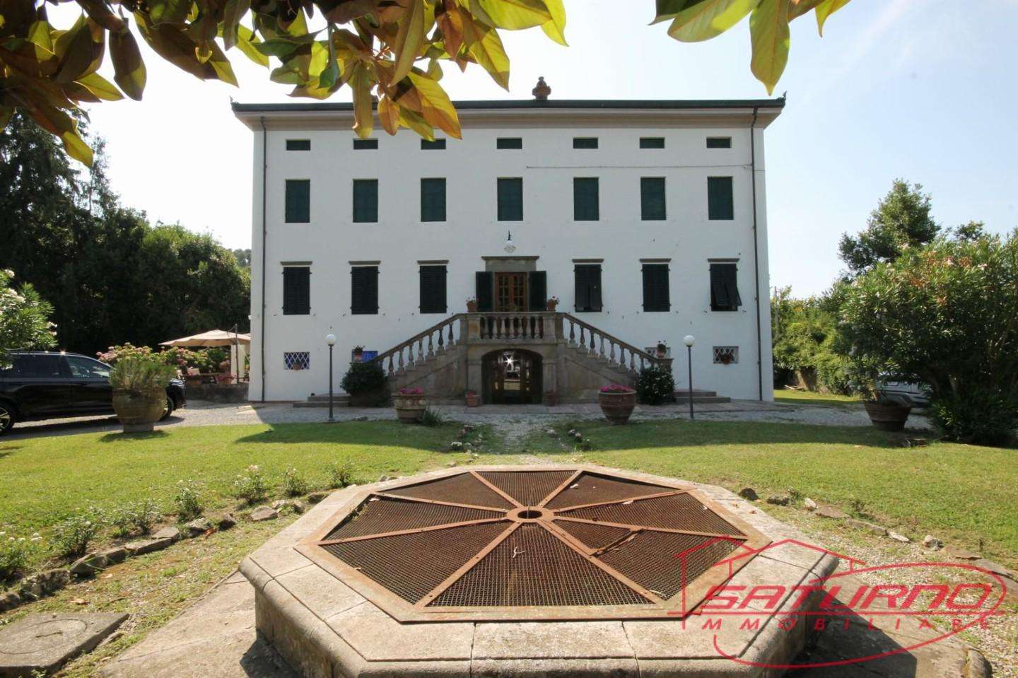Casa Bi - Trifamiliare in Vendita a Capannori Via del Parco, 518