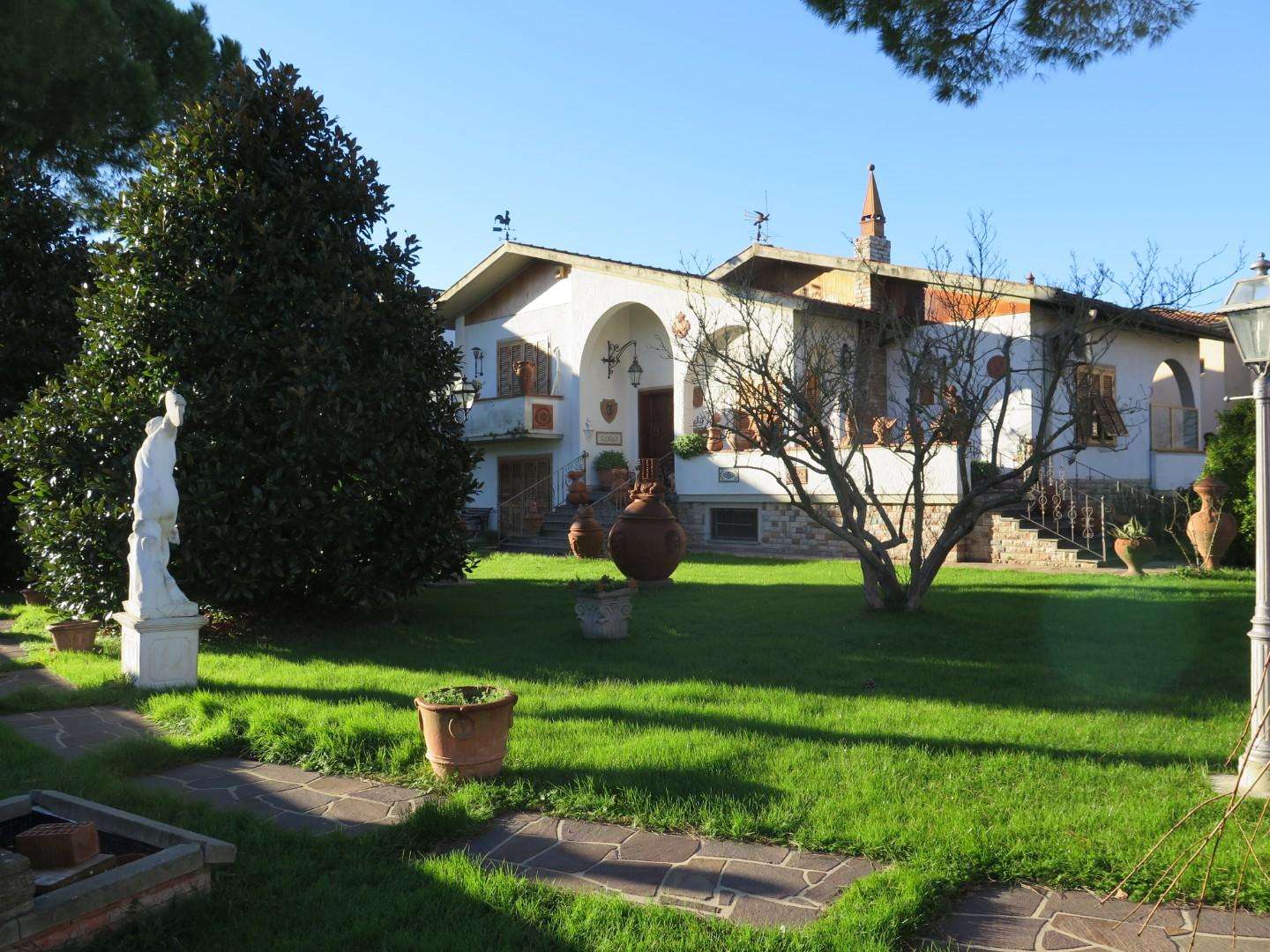 Villa in Vendita a Pisa SR, 206