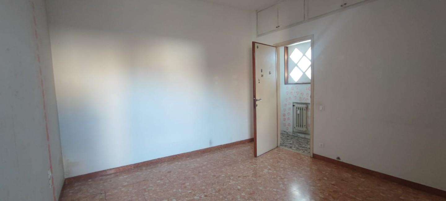 Appartamento in Vendita a Viareggio Via Giuseppe Zanardelli,