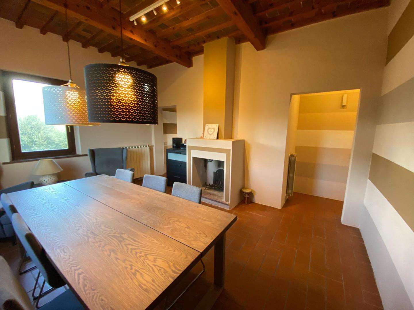 Appartamento in Vendita a Lucca per Camaiore