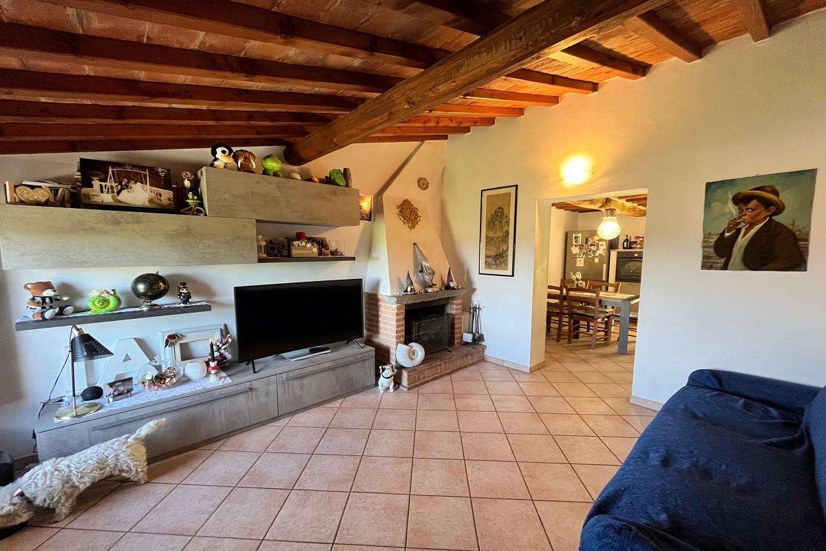 Appartamento in Vendita a Gambassi Terme Chianni, 50050