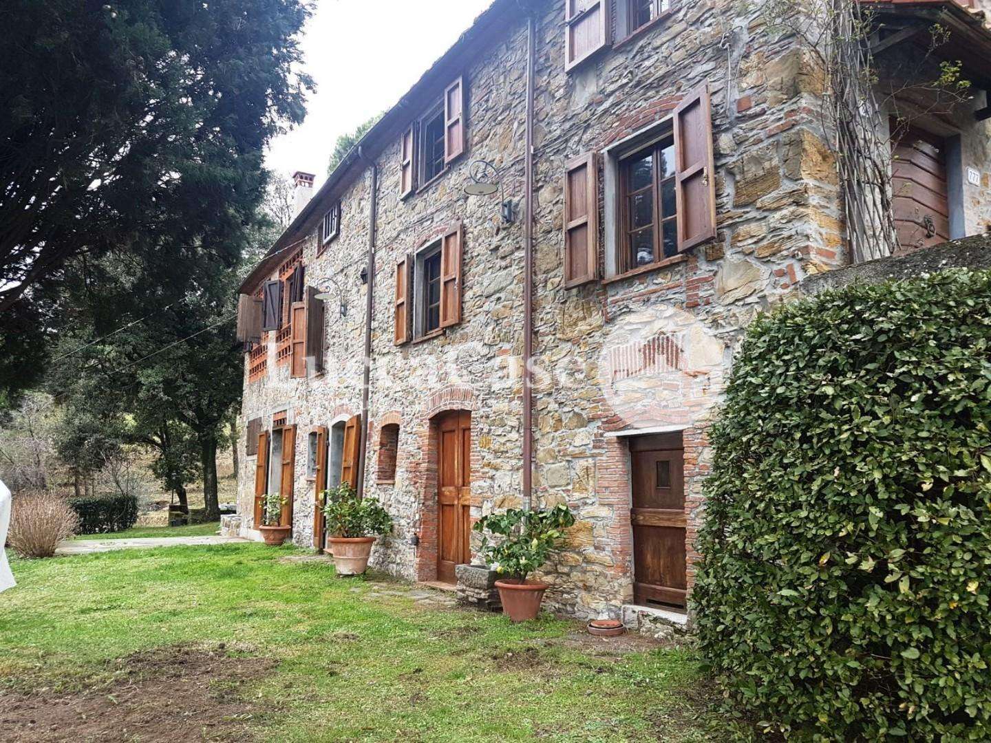 Casale in Vendita a Lucca Torre LU, 55100