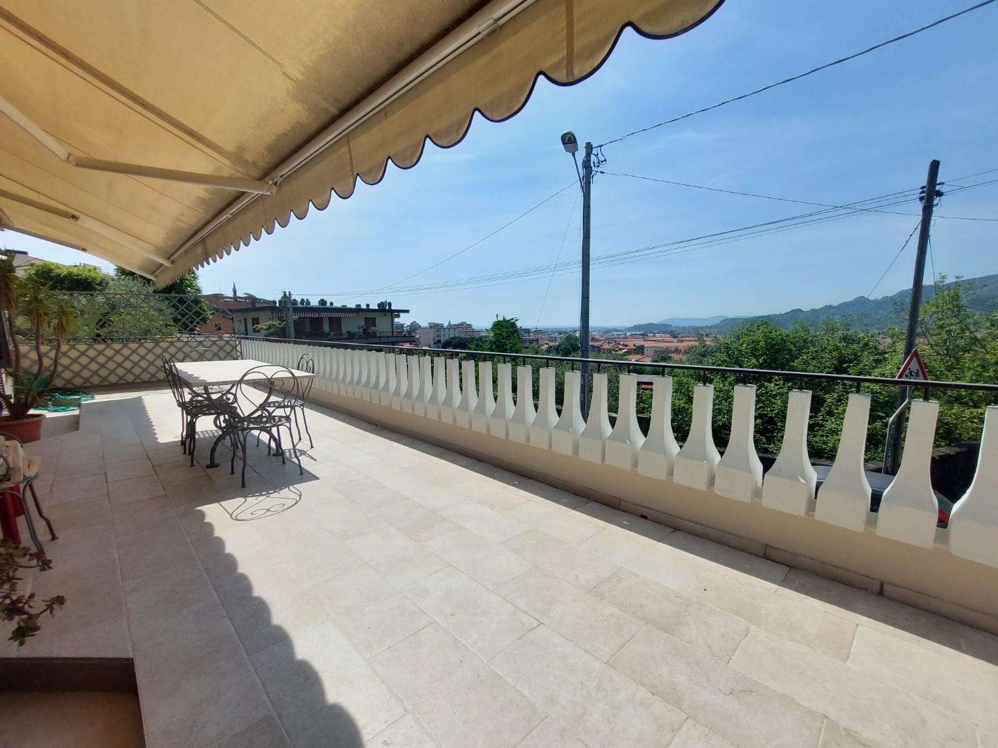 Appartamento Via S. Francesco,, Massa