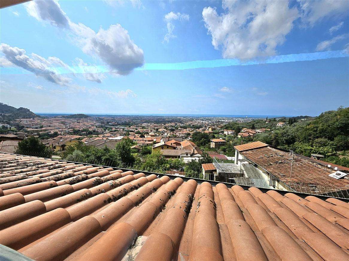 Appartamento Via Bergiola,, Massa