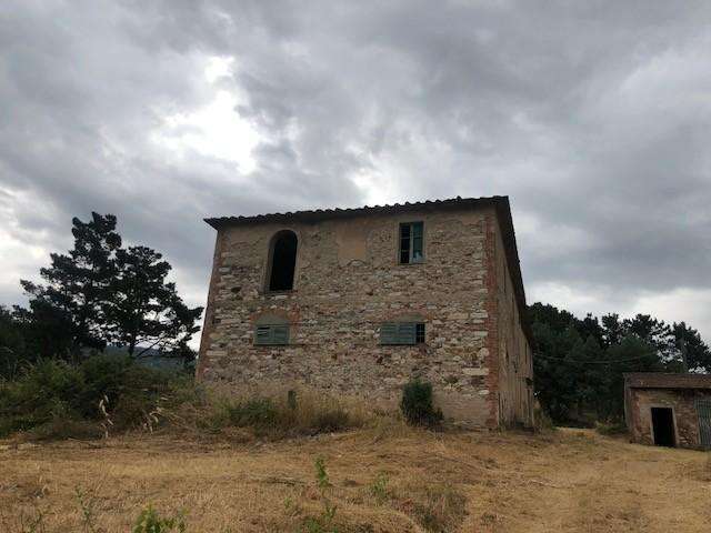 Casale in Vendita a Monsummano Terme Terme