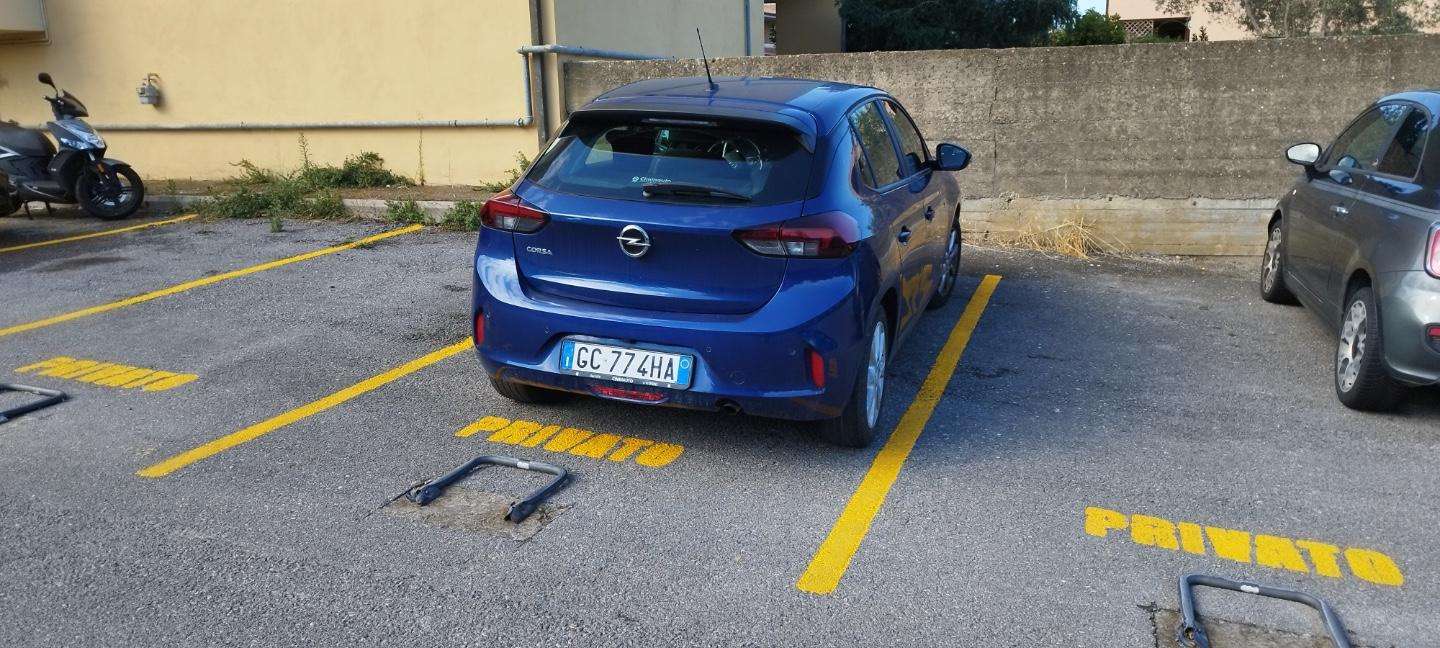 Box - Garage - Posto Auto Via Adriano Cecioni,  50, Orbetello