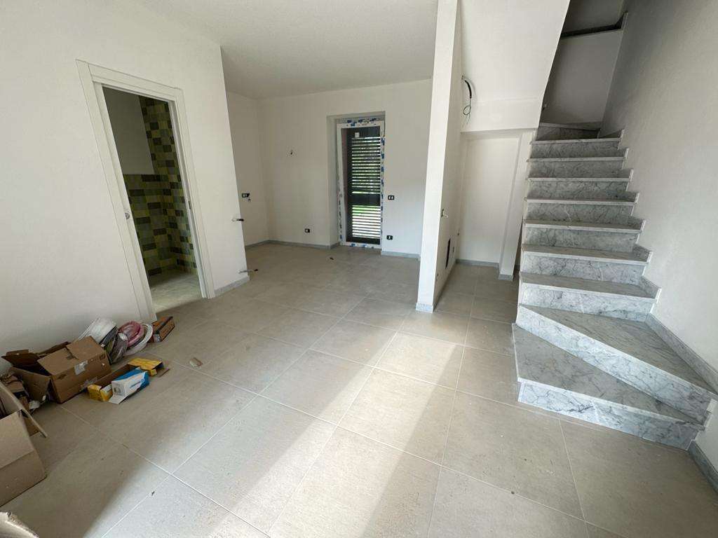 Casa Bi - Trifamiliare, Ameglia