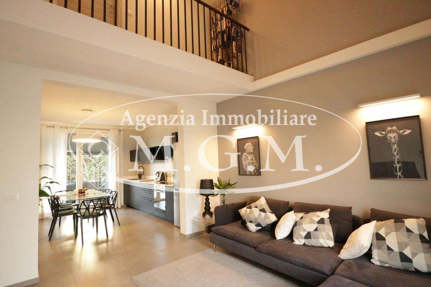 casa indipendente in vendita a Pontedera in zona Pietroconti