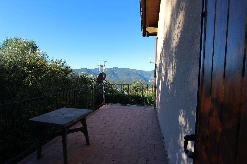 Casa Bi - Trifamiliare, Beverino
