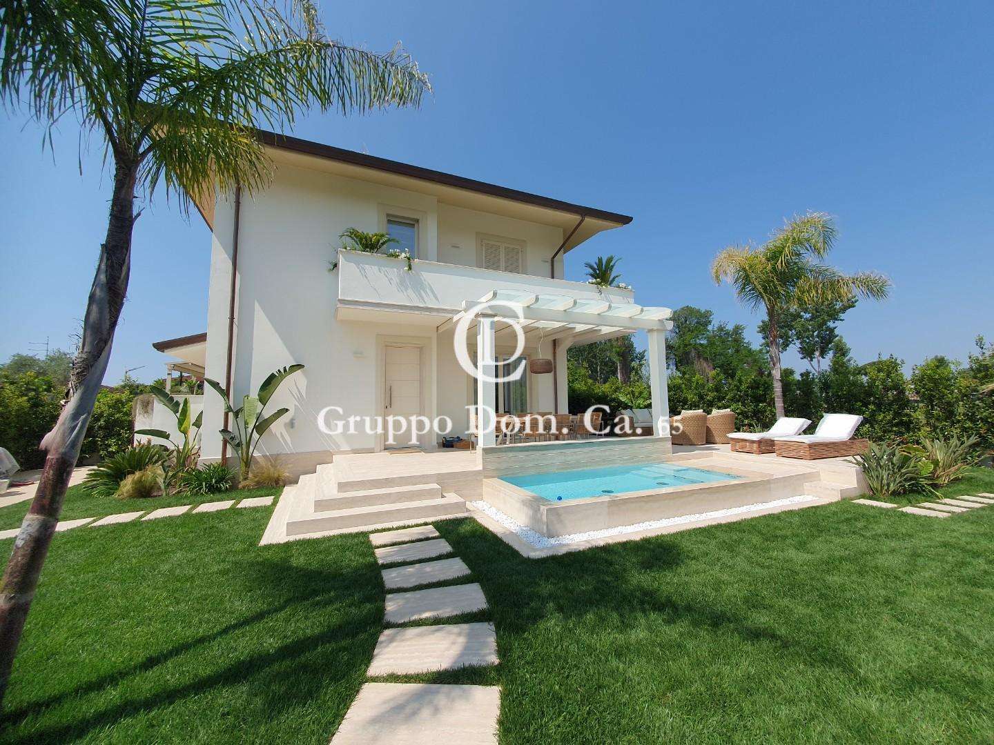 Villa Vittoria Apuana,, Forte dei Marmi
