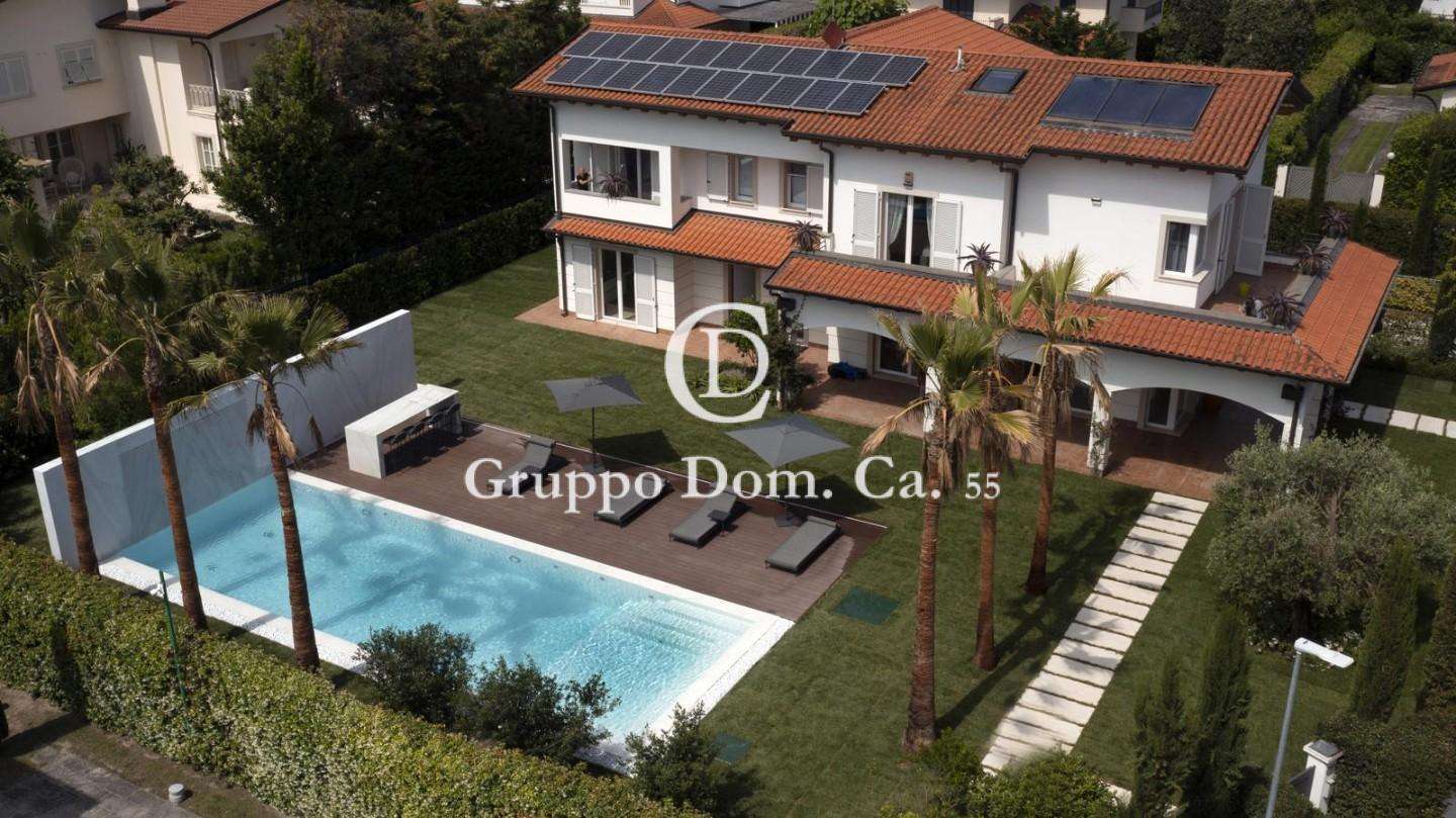 Villa Via A. Volta,, Forte dei Marmi