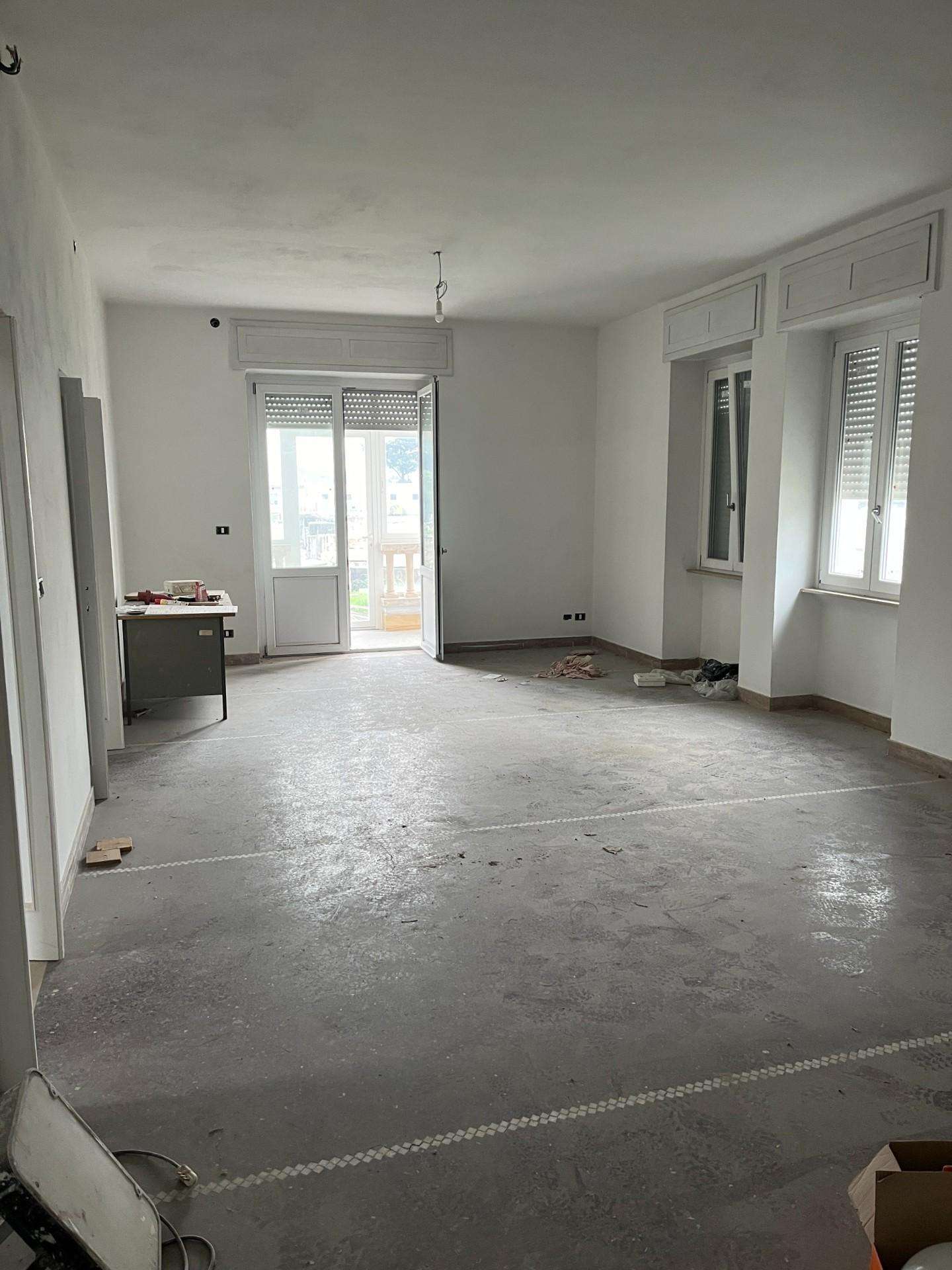 Appartamento Via Aurelia Ovest,  148, Massa