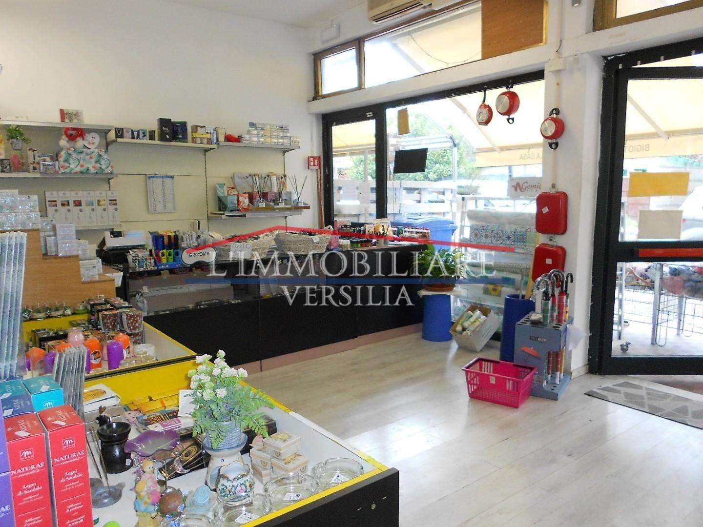 Attività  commerciale Via S. Leonardo,, Massa