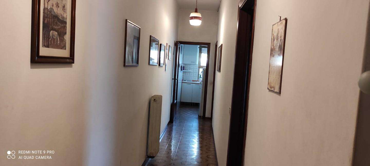 Appartamento in Vendita a Camaiore Via del Fortino, 190