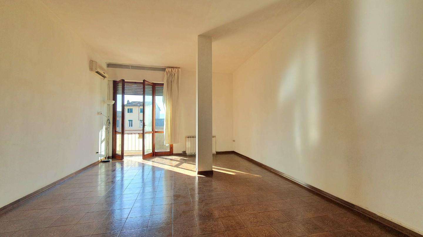 Appartamento in Vendita a Lucca Via Luigi Nerici, 55100