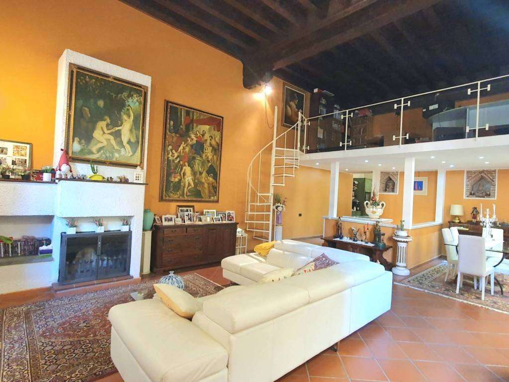 Appartamento in Vendita a Lucca Via Santa Giustina, 55100